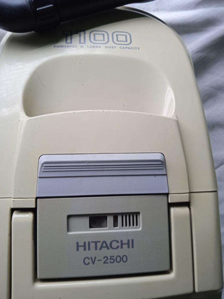 Пылесос Hitachi Япония Оригинал времён СССР с мощным мотором Рабочий