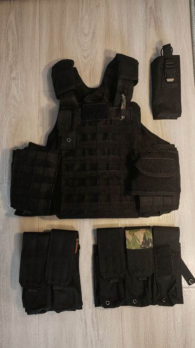 Жилет тактический чёрный