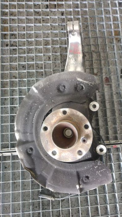 fuzeta stanga fata 3.0 d  bmw  seria 5 f11 535 2009-2017