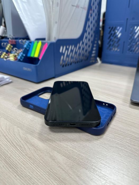 Продается Iphone 13