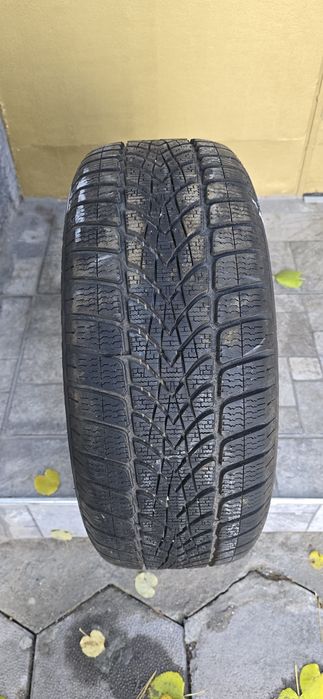 Dunlop winter sport 4D dot 33/20