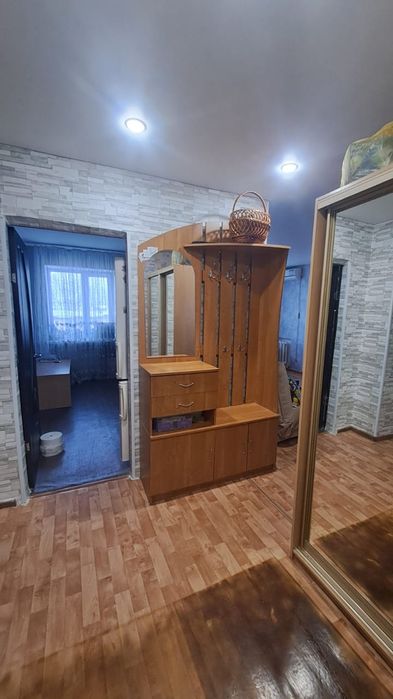 Продам 2 ком. квартиру район 3 школа