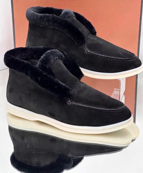 Лоуфъри Loro Piana