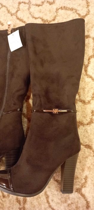 Нови дамски ботуши ELIZA