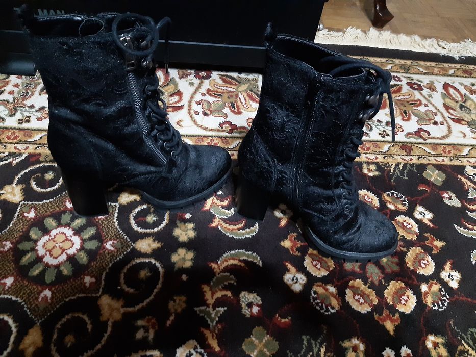 Ghete Graceland Deichmann