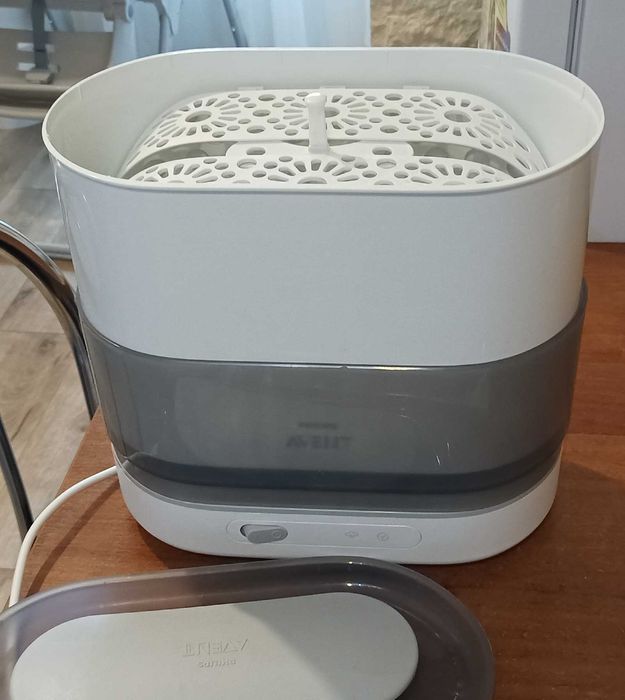 Vând  Sterilizator electric Philips-AVENT SCF286 / 4-IN-1