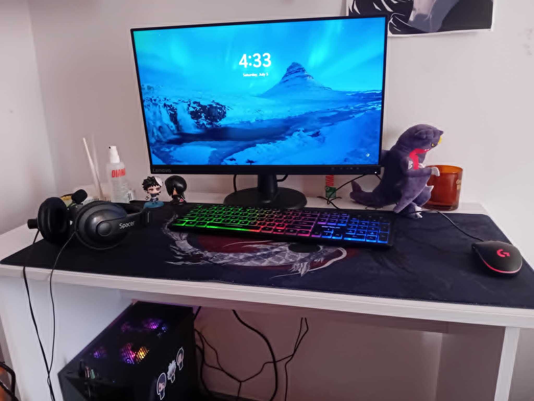 Vand calculator + monitor si periferice