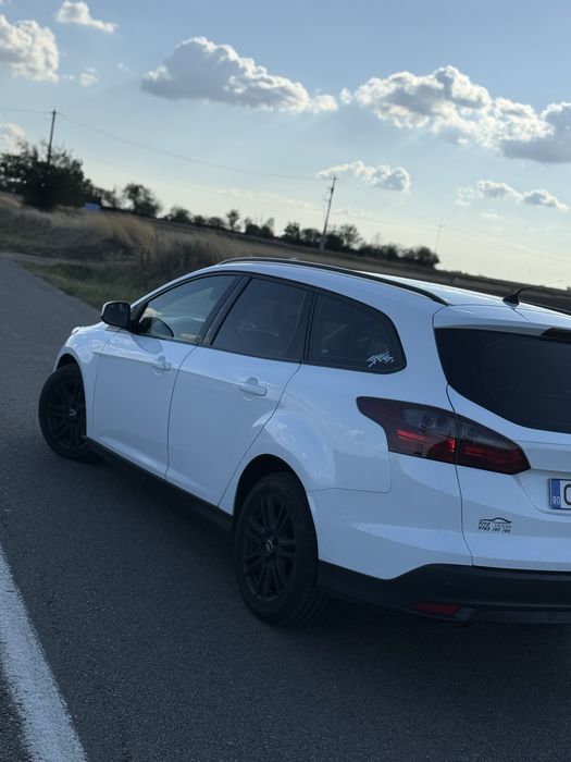 Vând Ford Focus MK3