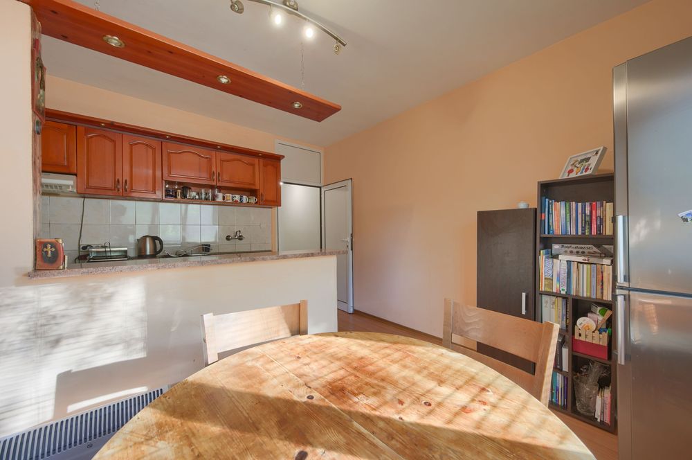 3 стаен в кв. Сухата река