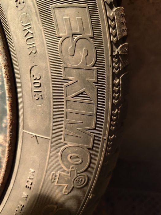 Зимни гуми на джанти -2 броя