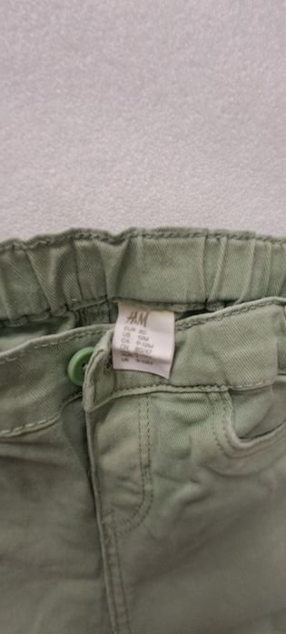 Vând blugi băieți marca HM marimea 80