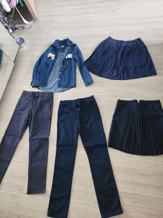 Lot scoala 7-9 ani. Stare foarte buna.