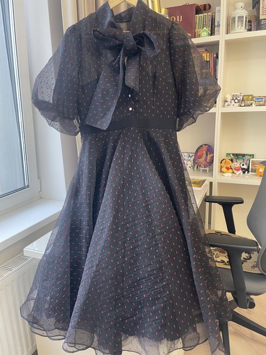 Платье вечернее продам