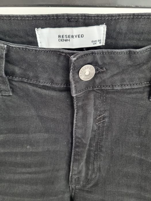 Blugi Negri Reserved, 36