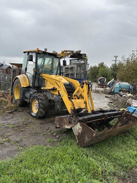 Dezmembrez buldo excavator fermec 860
