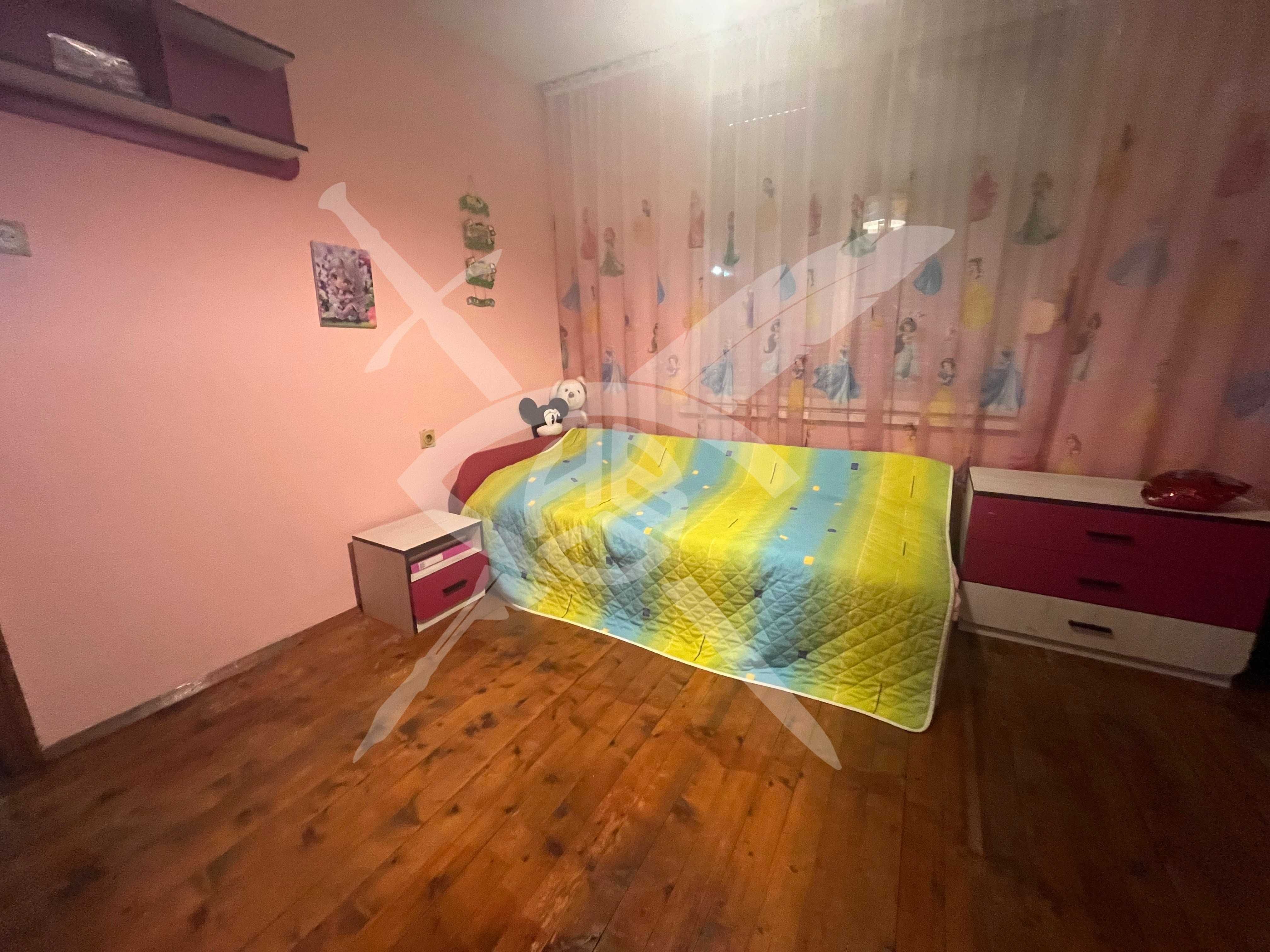 Триетажна къща в Панагюрище! 51794