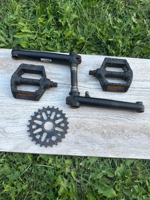 Bmx kink custom se poate vinde si pe piese