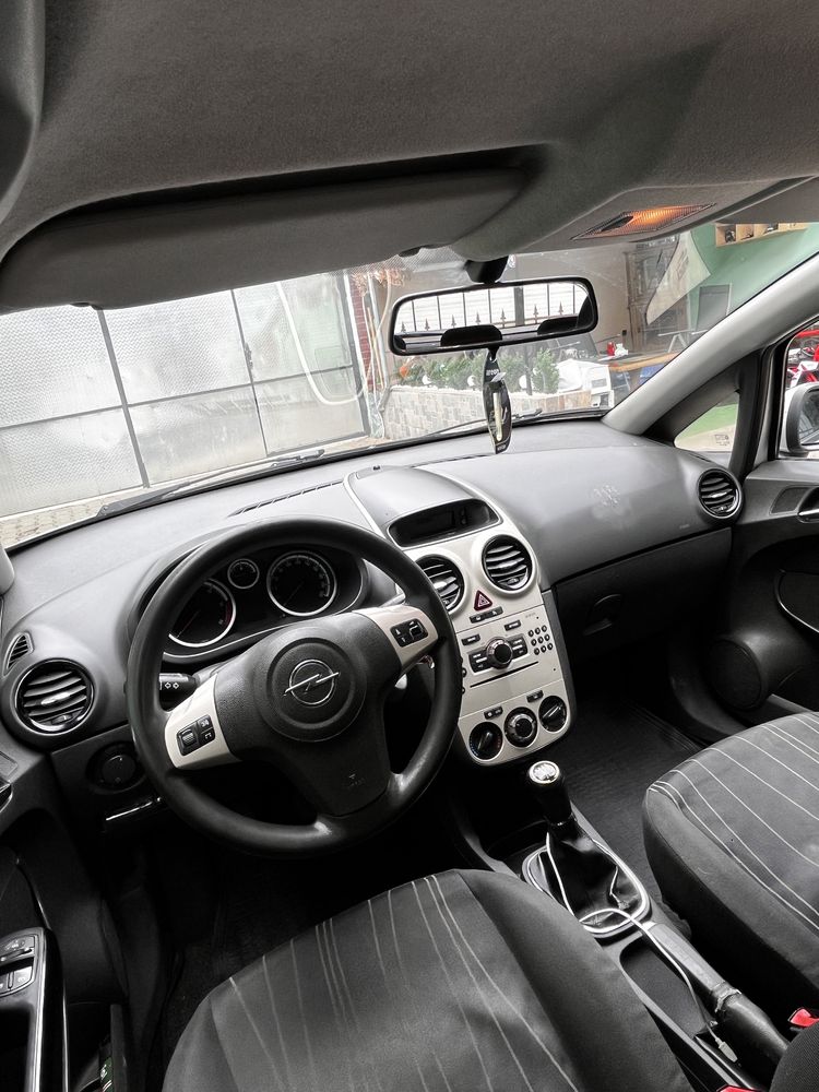 Opel corsa D 1.3 cdti Diesel 2008