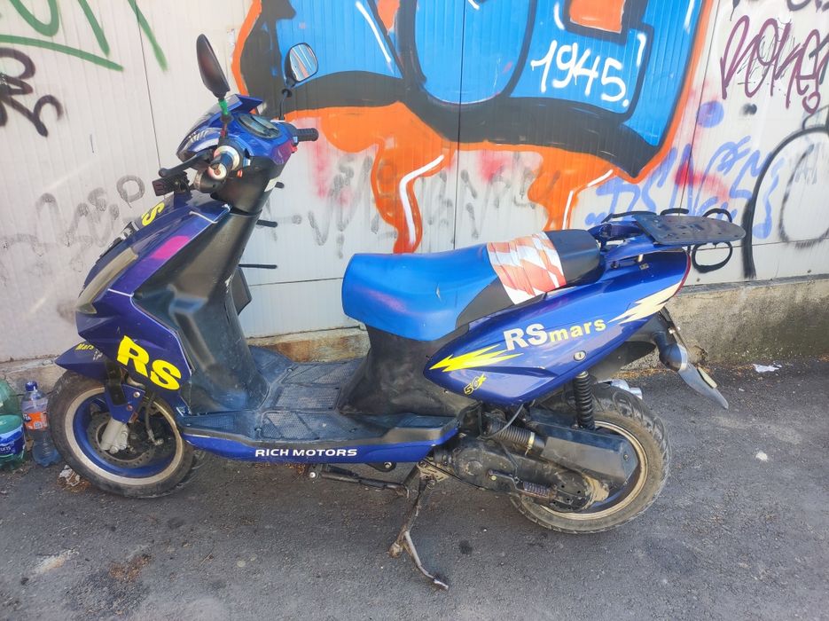 Scutere 50-80cc înmatriculate