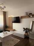 Inchiriez apartament