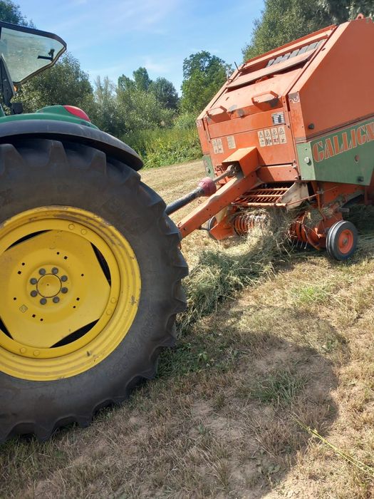 Vând presă de balotat