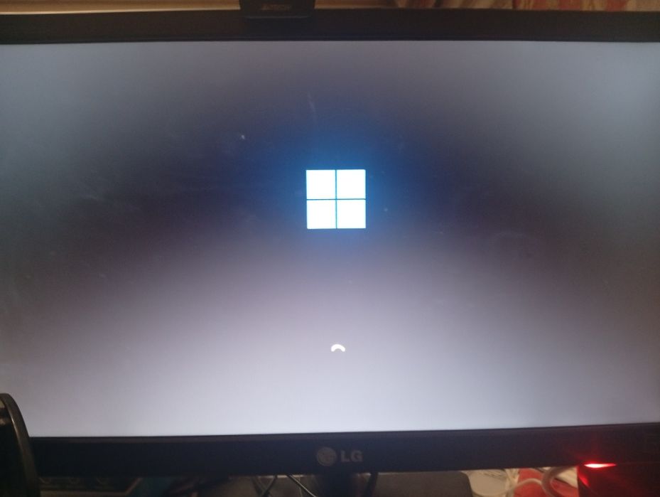 Tez va Ishonchli Kompyuter Xizmatlari  Windows O'rnatish, Ta'mirlash