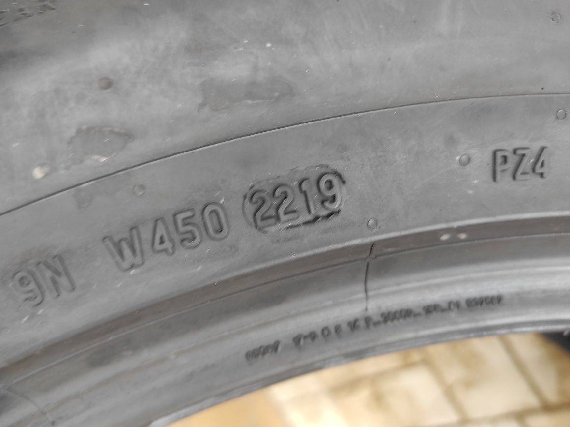 Летни гуми Pirelli 285/45/21 Pzero