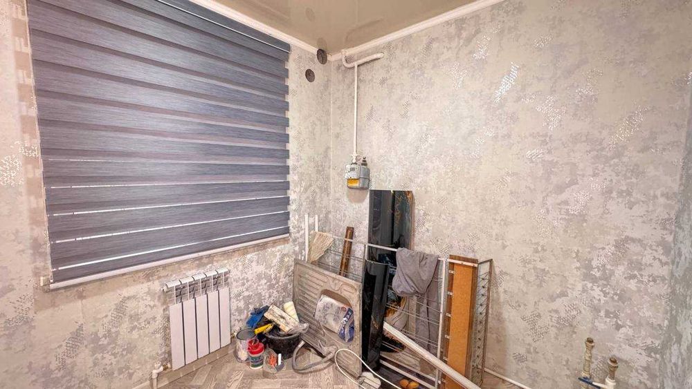 Маталка Тантана 1 қаватда 2 хонали квартира сотилади.ID: 1528