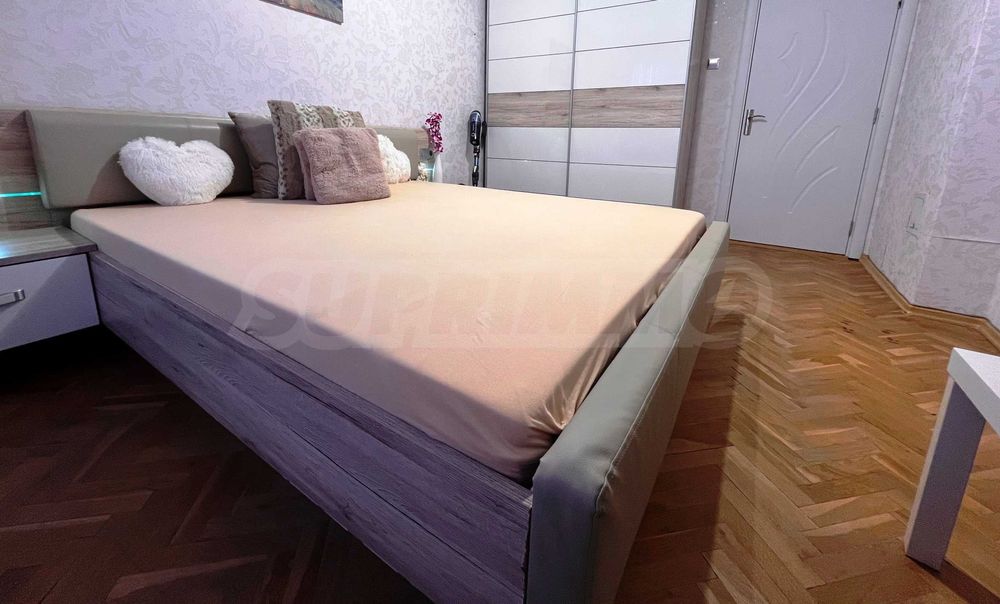 Четиристаен апартамент в Поморие близо до плаж - Център Стар град