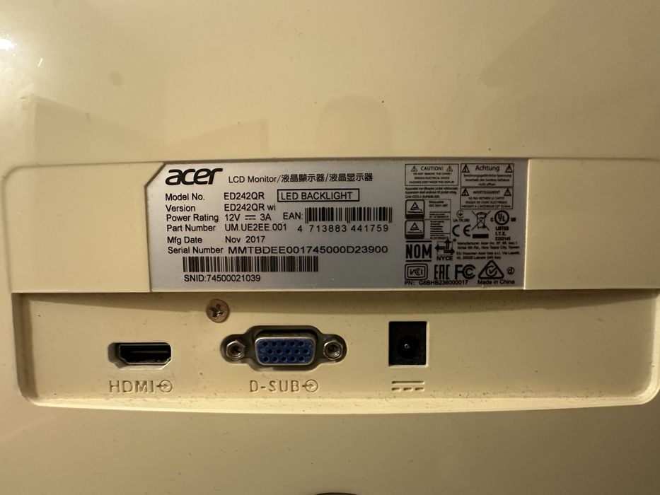 Curved LCD Монитор Acer 24”