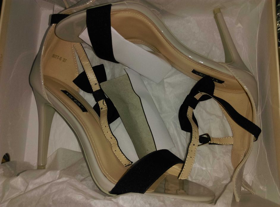 sandale Stiletto marime 37