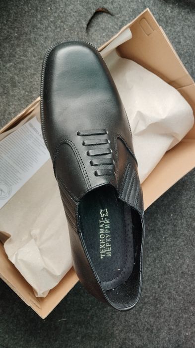 Мъжки обувки , нови