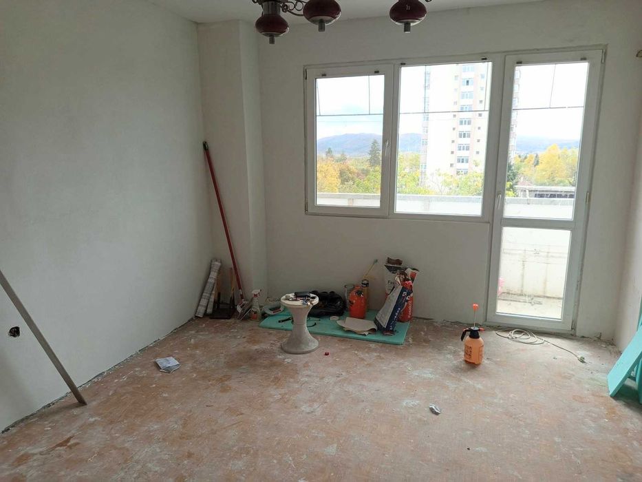 Продава тристаен апартамент на Абаята, Казанлък