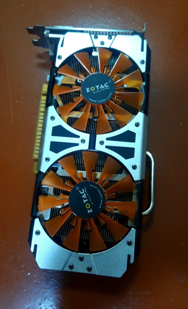 Продаётся видеокарта Gtx750 ti