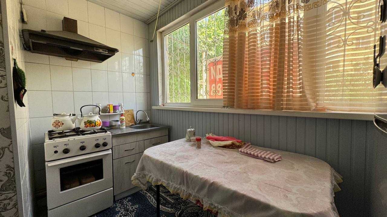 Заканал 28-мактаб 1 хонали янги план квартира сотилади. ID:285883