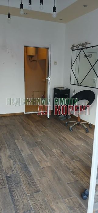 Офис в Варна-Гръцка махала площ 25 кв. м. цена 650евро