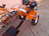 Vând motocultor ruris cu remorcă