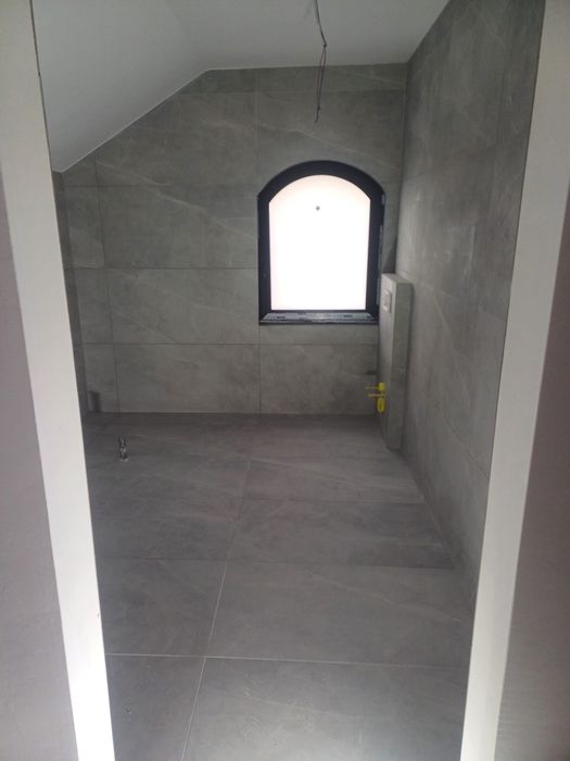 Realizam lucrari interioare