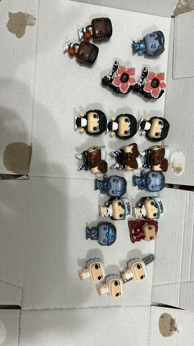 Фигурки очень странные дела