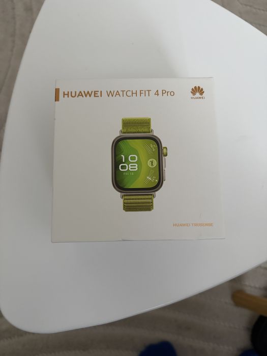 Huawei watch Fit 4 pro