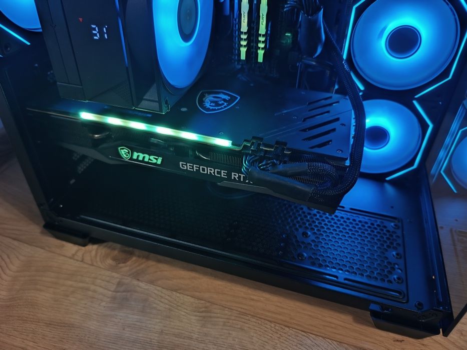 Vând PC Gaming Ryzen 7 5800x +RTX 4060 Eagle OC 8gb
