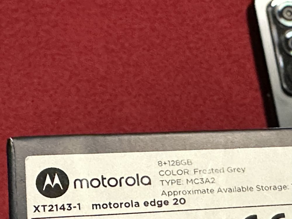 motorola edge 20  5g  8ram/128gb с гаранция