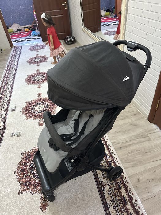 Продается  коляска турист джой англия!