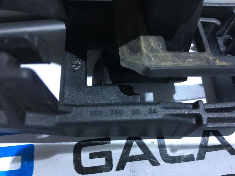 Maner Deschidere Usa / Portiera Fata Mercedes Benz ML W163 1997 - 2005 Cod Piesa : 1637600034