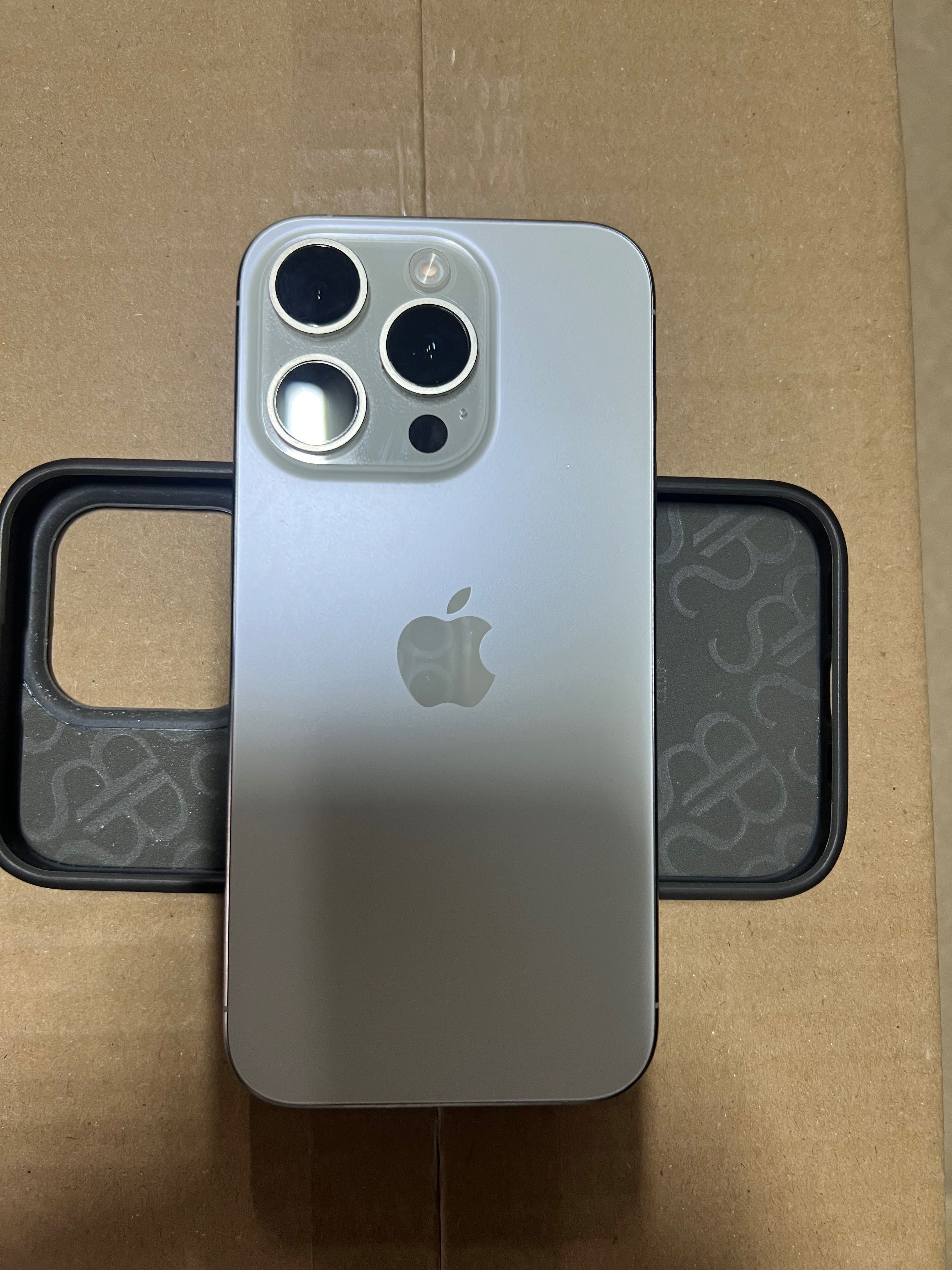 Iphome 15 pro 256