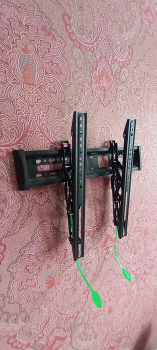 Продам кронштейн