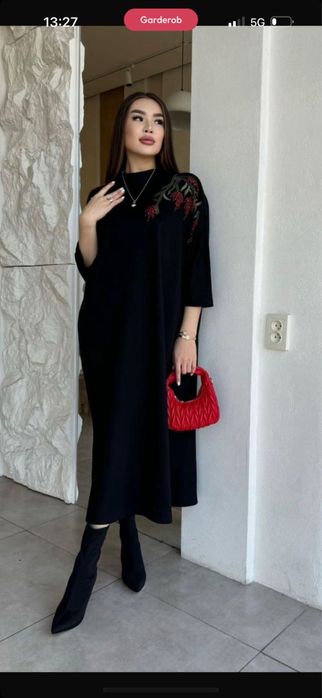 Платье шикарный продам новый