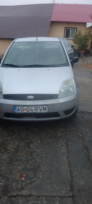 Vând mașina  Super preț