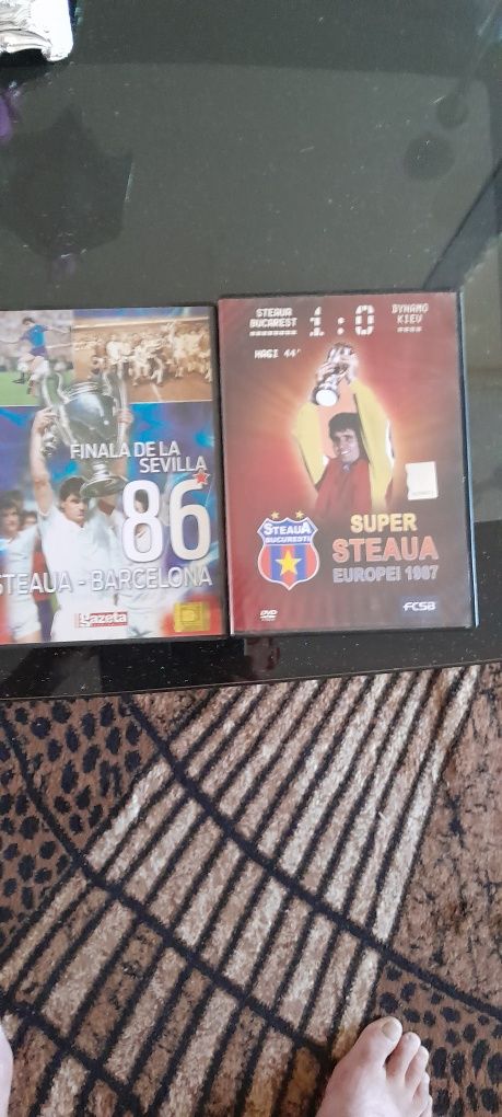 Vând colecție DVD Steaua București