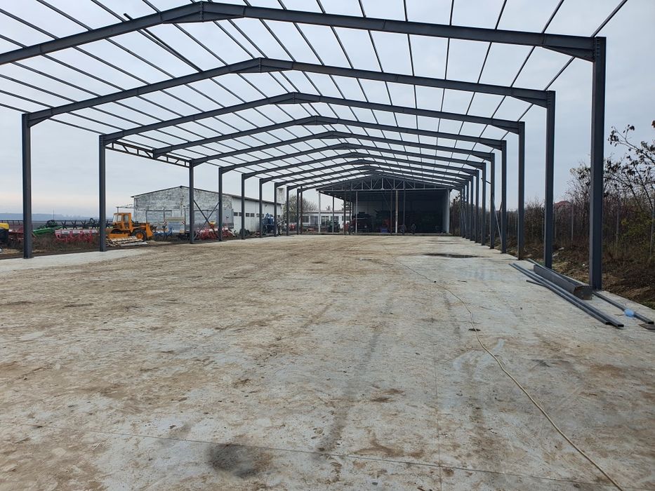 Vand hale la preturi avantajoase direct producator hala metalica